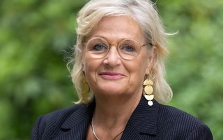 Riet Austie Column dec